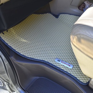 Коврики на Toyota Grand Hiace 1999&nbsp;-&nbsp;2002 в Тамбове