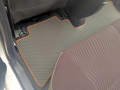 Ворсовые коврики на Toyota Aqua (P10) 2011&nbsp;-&nbsp;2021 в Тамбове