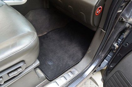 Ворсовые коврики на Nissan Navara III 2004&nbsp;-&nbsp;2015 в Тамбове