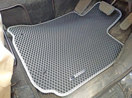 Ворсовые коврики на Toyota Wish I 2003&nbsp;-&nbsp;2009 в Тамбове