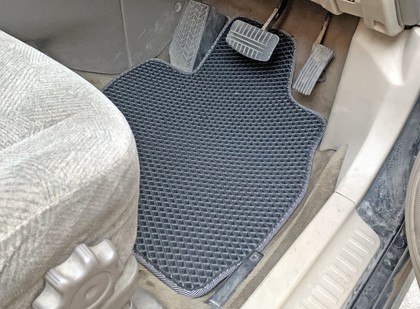 Ворсовые коврики на Mitsubishi Chariot Grandis 1997&nbsp;-&nbsp;2003 в Тамбове