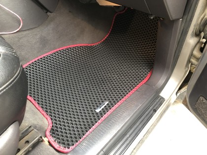 Коврики на Jeep Grand Cherokee (WJ) 1999&nbsp;-&nbsp;2004 в Тамбове