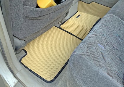 Ворсовые коврики на Toyota Caldina (T21) 1997&nbsp;-&nbsp;2002 в Тамбове