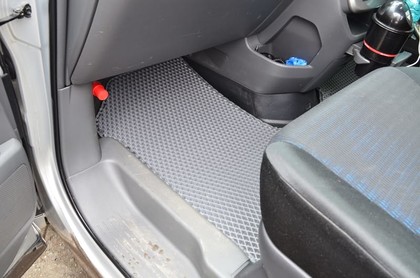 Ворсовые коврики на Toyota Noah (R70) 2007&nbsp;-&nbsp;2013 в Тамбове