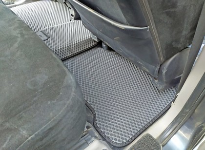 Коврики на Mitsubishi Grandis 2003&nbsp;-&nbsp;2009 в Тамбове