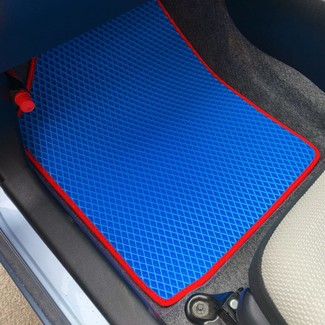 Ворсовые коврики на Toyota Vitz III 2010&nbsp;-&nbsp;2020 в Тамбове