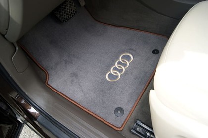 Ворсовые коврики на Audi Q5 I 2008&nbsp;-&nbsp;2017 в Тамбове