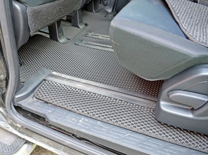 Ворсовые коврики на Toyota Noah (R80) 2014&nbsp;-&nbsp;2021 в Тамбове