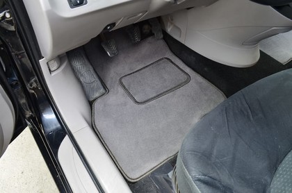 Коврики на Mitsubishi Grandis 2003&nbsp;-&nbsp;2009 в Тамбове