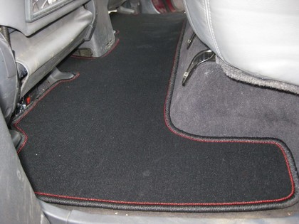 Ворсовые коврики на Toyota Land Cruiser 80 1990&nbsp;-&nbsp;1997 в Тамбове